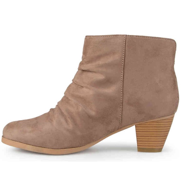 Tan In Sight Ruched Top Block Heel Ankle Bootie - Picture 4 of 5